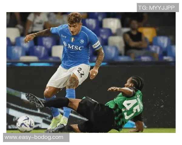 前裁判批评迪洛伦佐缺乏体育道德那不勒斯官方强烈反驳并发声谴责 前裁判批评迪洛伦佐缺乏体育道德那不勒斯官方强烈反驳并发声谴责